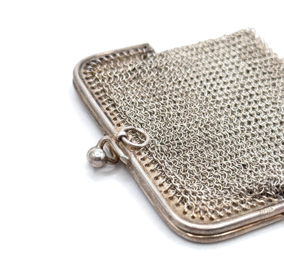 Antique 800 Silver Mesh Kiss lock Coin Purse with Divider