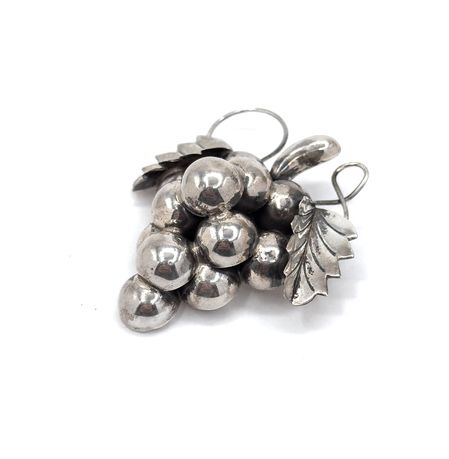 Mid-Century Iguala Mexico Grape Cluster Brooch in Silver