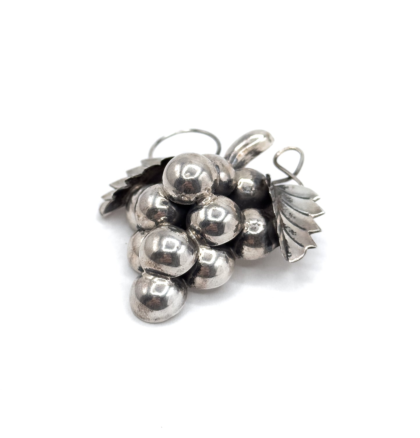 Mid-Century Iguala Mexico Grape Cluster Brooch in Silver