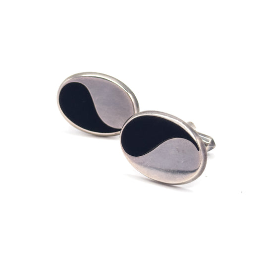 Mid-Century Yin & Yang Enamel Cufflinks in 970 Silver by Antonio Pineda