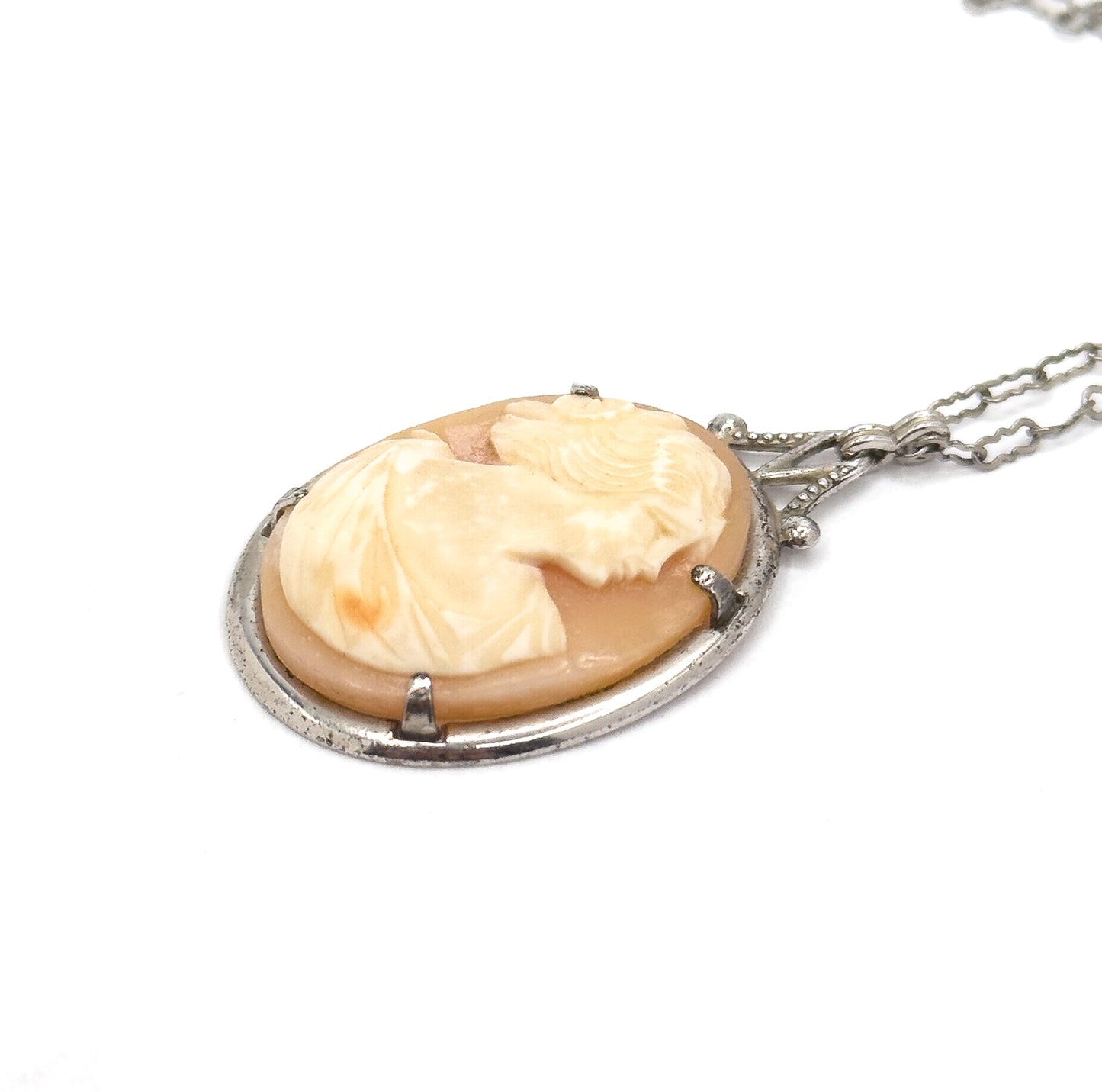 Art Deco Carved Shell Cameo Necklace in Sterling Silver