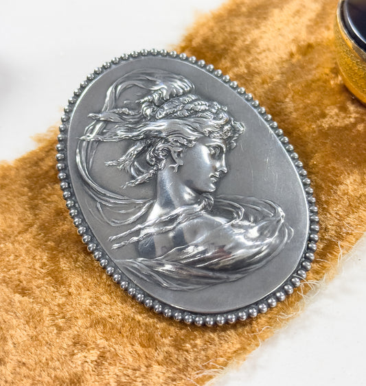 Art Nouveau Gibson Girl Conversion Brooch in Silver