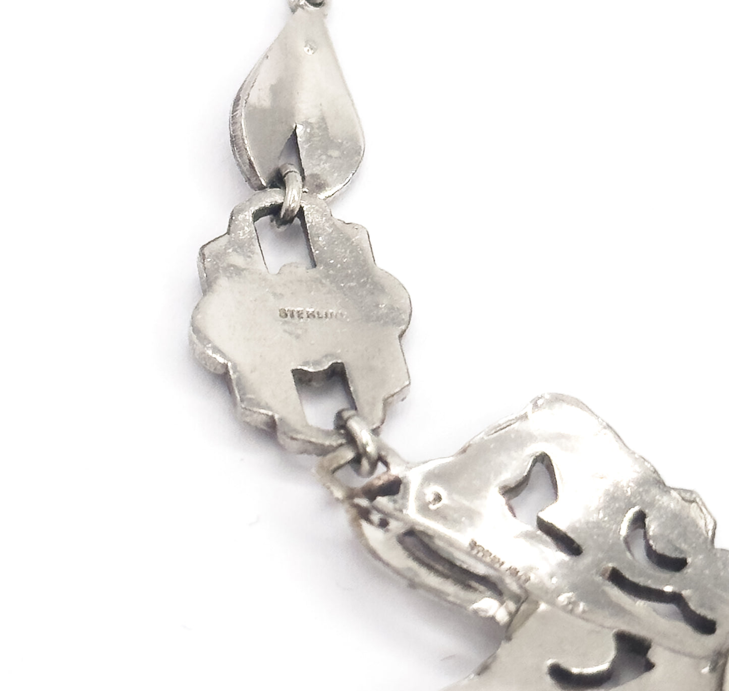 Art Deco Green Onyx & Marcasite Bow Necklace in Silver