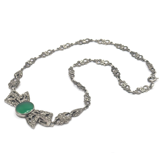 Art Deco Green Onyx & Marcasite Bow Necklace in Silver