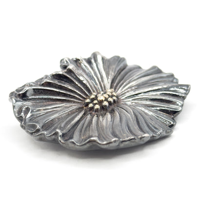 Amazing Vintage Flower Brooch in Sterling Silver