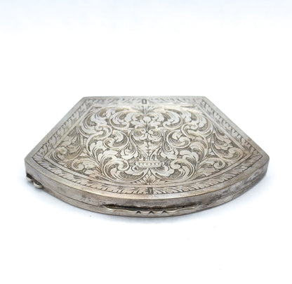 Beautiful Antique 800 Silver Engraved Acanthus Leaf Compact Case - AS IS