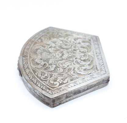Beautiful Antique 800 Silver Engraved Acanthus Leaf Compact Case - AS IS