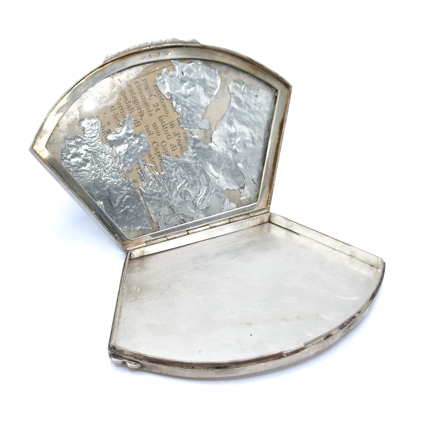 Beautiful Antique 800 Silver Engraved Acanthus Leaf Compact Case - AS IS