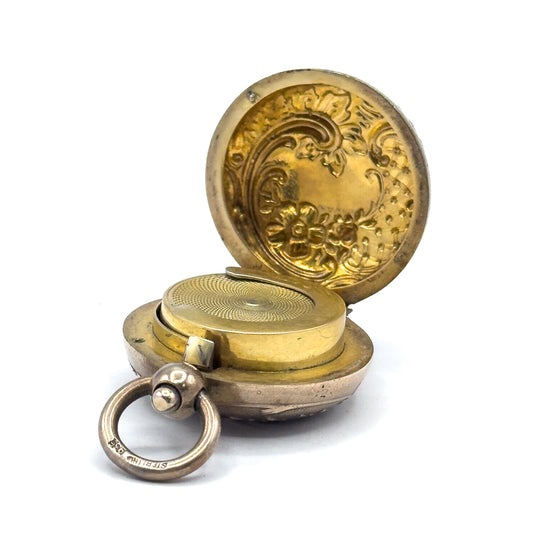 Art Nouveau Coin / sovereign Case with Floral Design in Sterling Silver