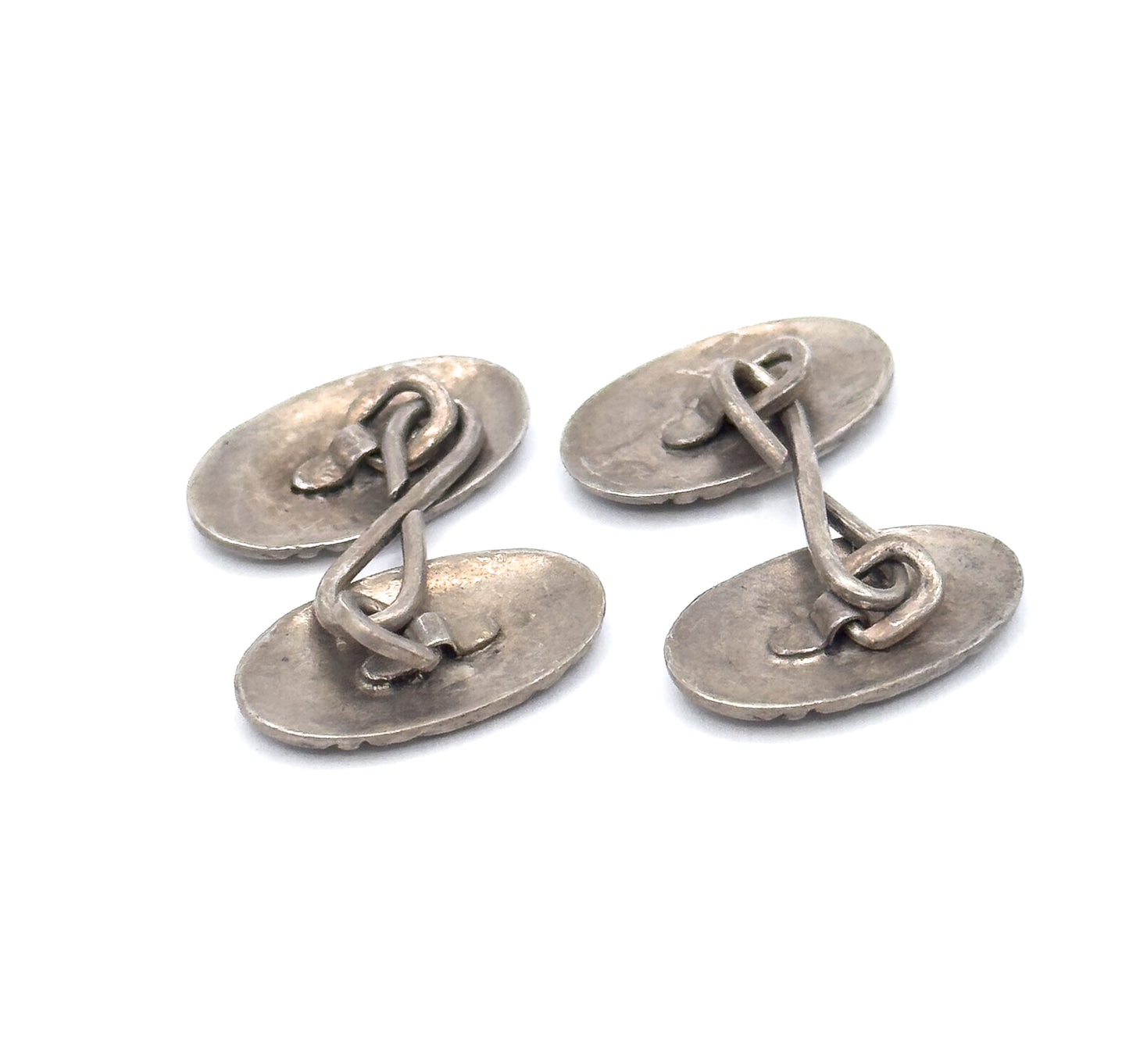 Art Nouveau Repoussé Cufflinks in Silver