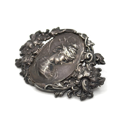 Edwardian Art Nouveau Gibson Girl Brooch in Silver