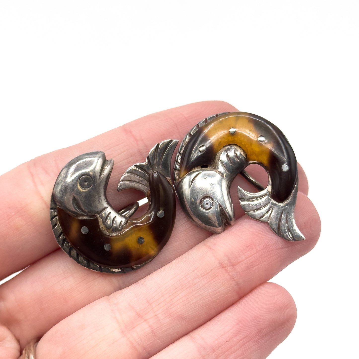 Mid-Century WIlliam Spratling Tortoiseshell Fish Earrings in Silver