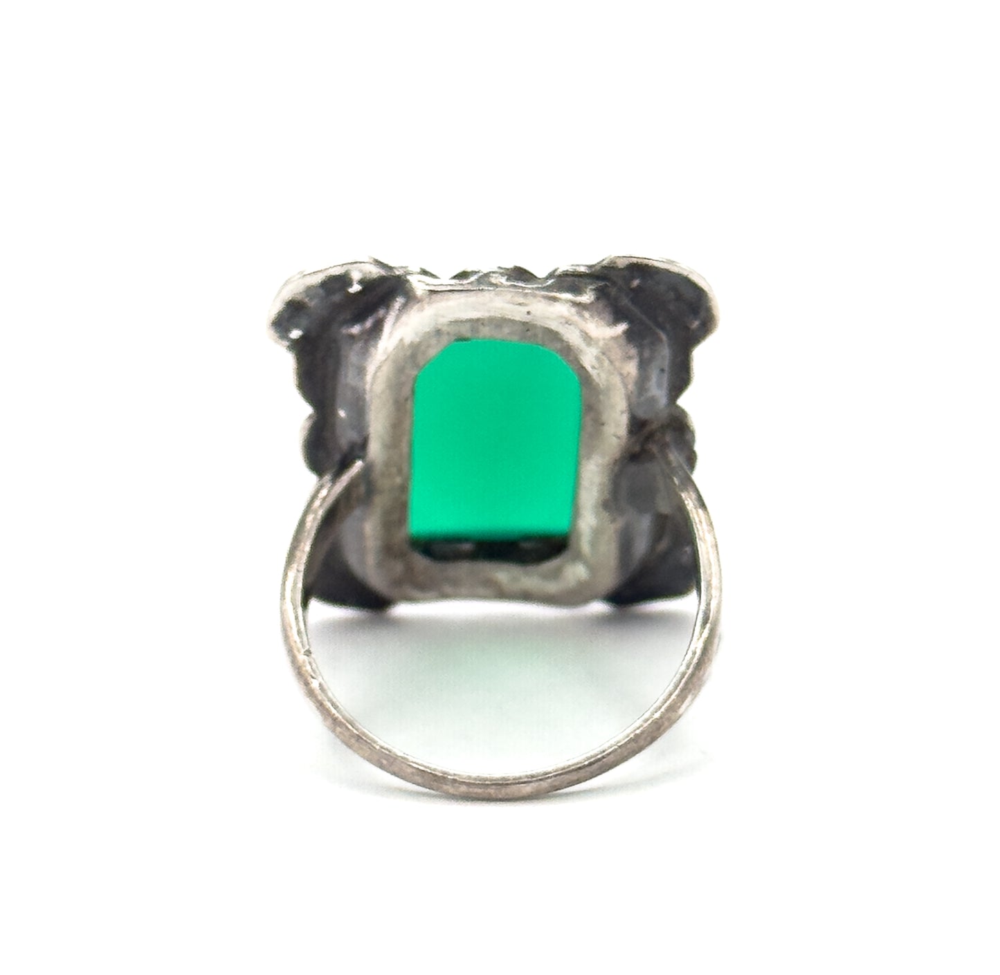 Art Deco Green Chalcedony Ring in Silver