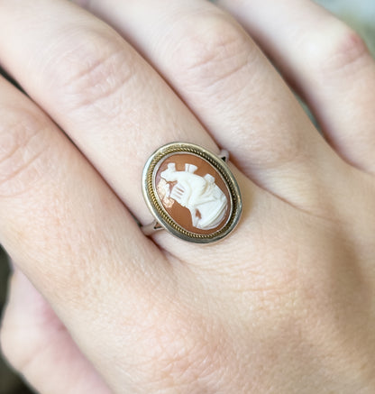 Vintage Shell Cameo Ring in Sterling Silver