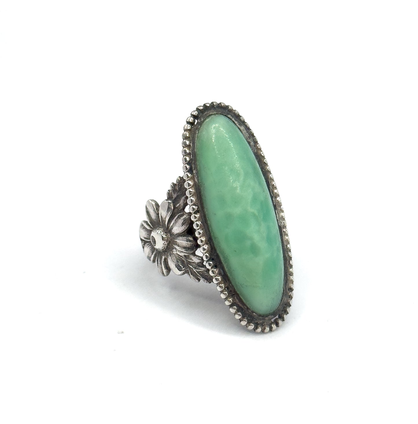 Mid-Century Mint Green Glass Daisy Ring in Sterling Silver