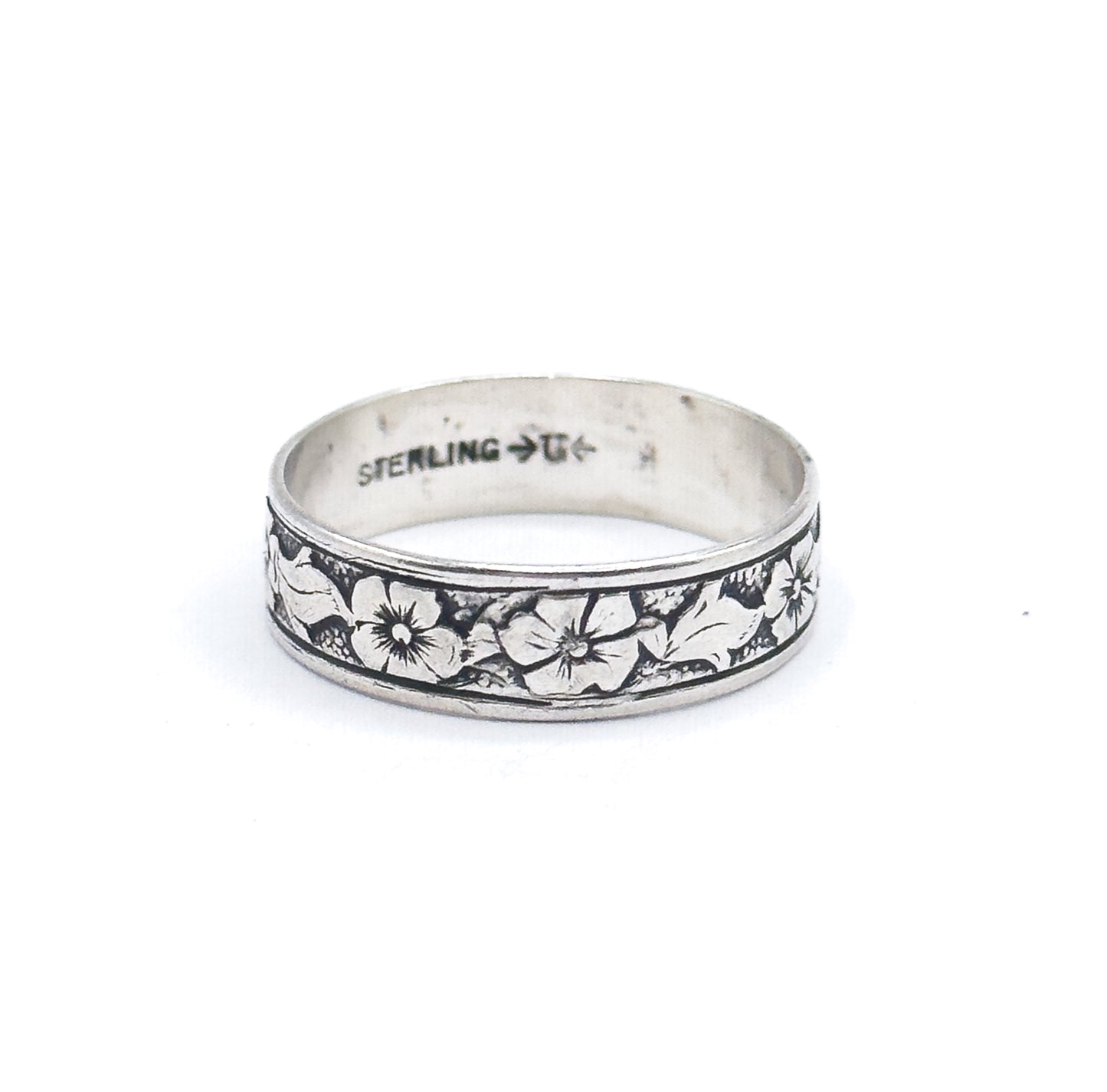 Vintage Floral Wide Band Ring in Sterling Silver