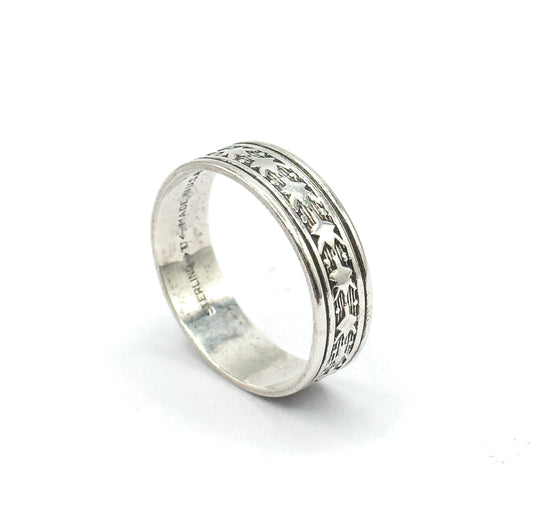 Vintage Sterling Silver Ring with Geometric Pattern
