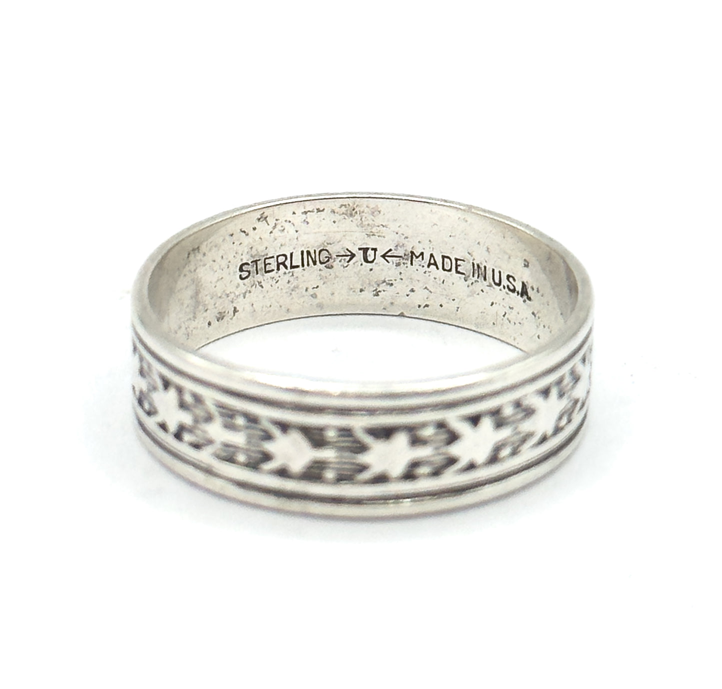 Vintage Sterling Silver Ring with Geometric Pattern
