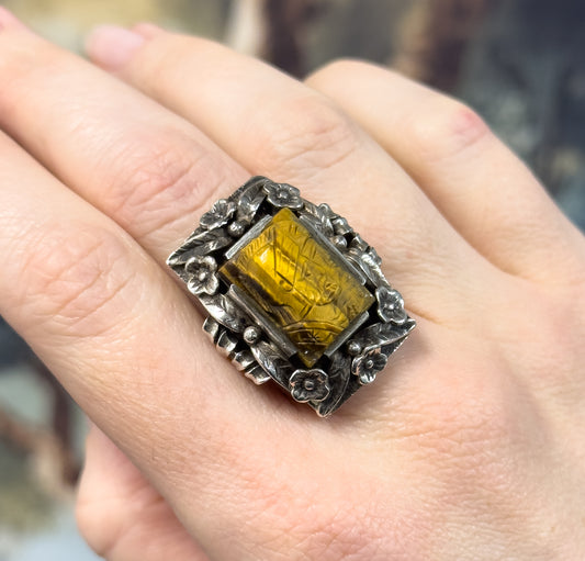 CHUNKY Vintage Handmade Tigers Eye Soldier Cameo Ring in Silver
