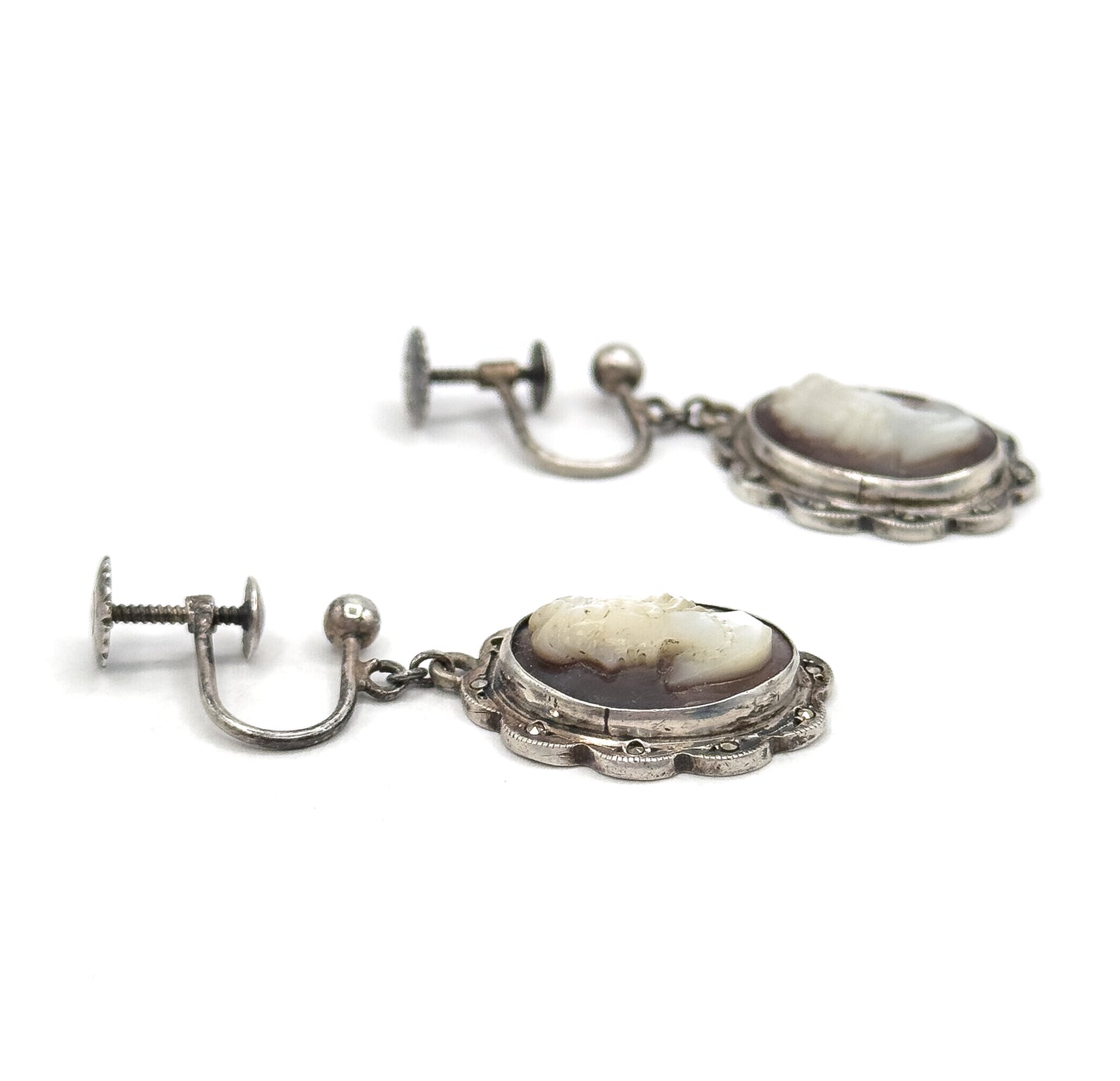 Vintage Abalone Shell Cameo Screw Back Earrings in Silver