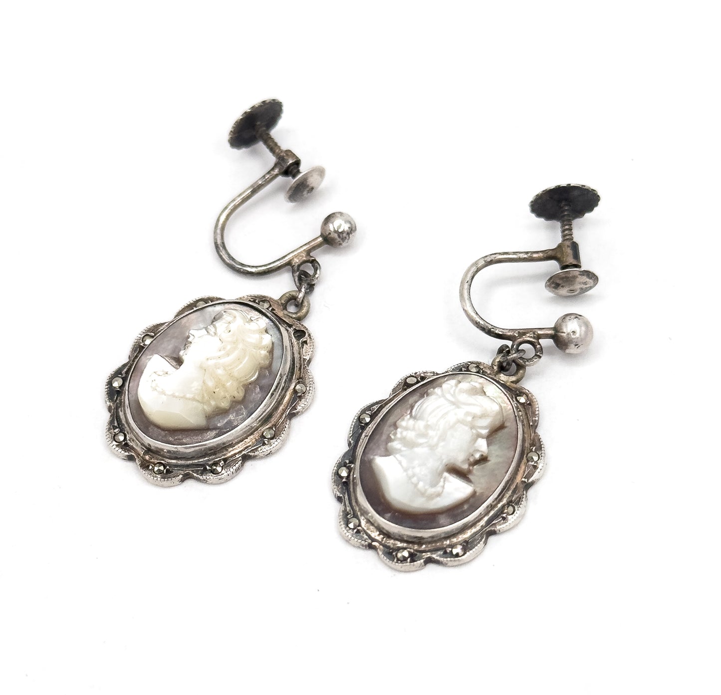 Vintage Abalone Shell Cameo Screw Back Earrings in Silver