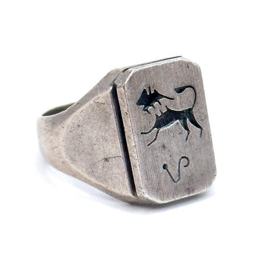 Vintage Leo Zodiac Signet in Sterling Silver