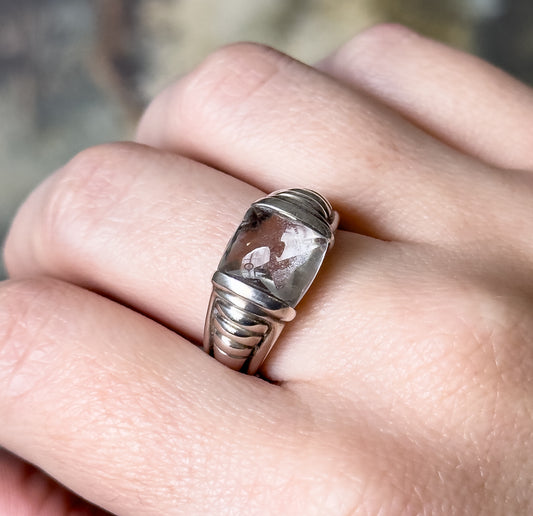 Vintage crystal sugar loaf ring in Silver