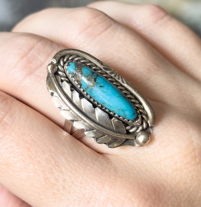 Vintage Turquoise Cabochon Feather Ring in Sterling Silver