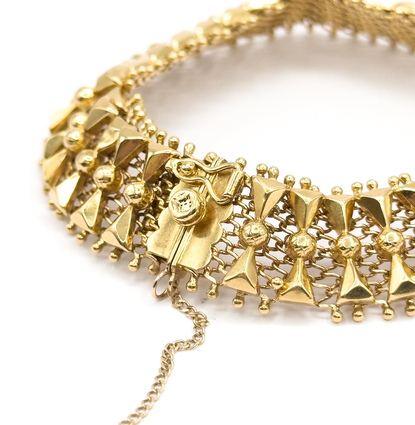 Mid-Century Geometric Bow Tie Link Bracelet in  Yellow Gold