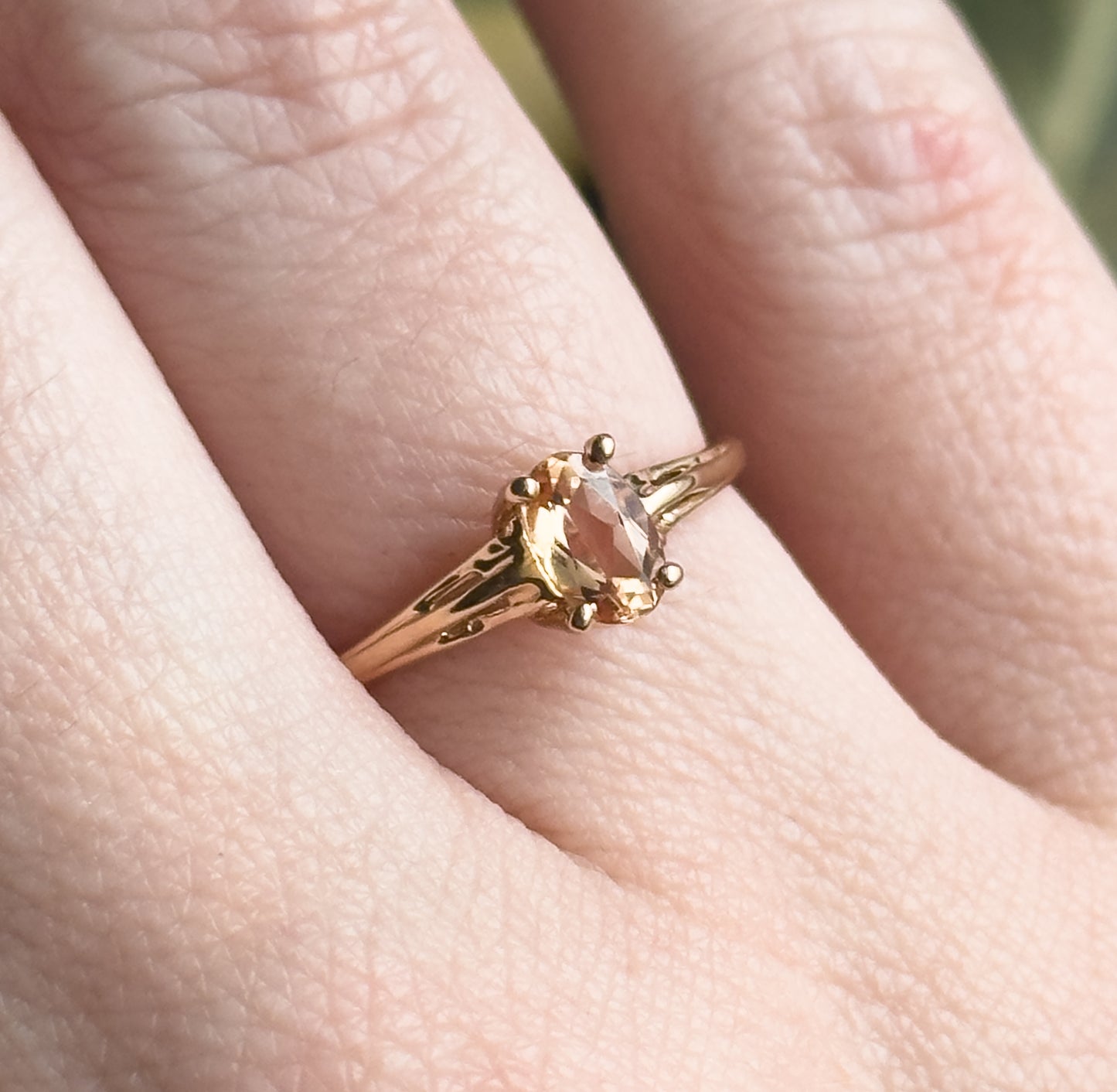 Vintage Peach Topaz Solitaire Ring in 14K Yellow Gold