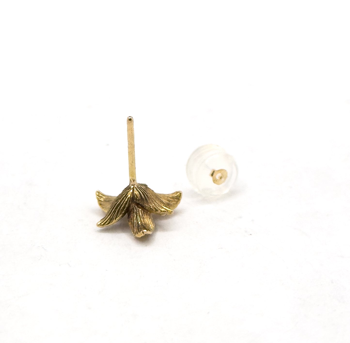 Vintage Diamond Trillium Flower Earrings in 14K Gold