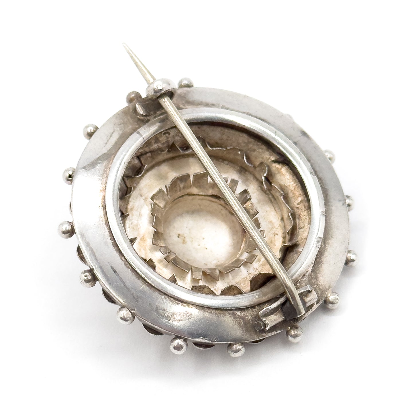 Victorian Aesthetic Period Brooch with Star Details in Silver