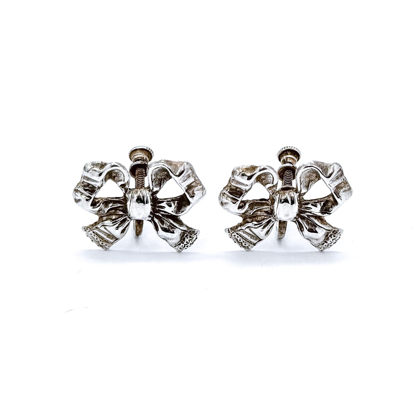 Mid-Centuntury Bow Screwback Earrings in Silver