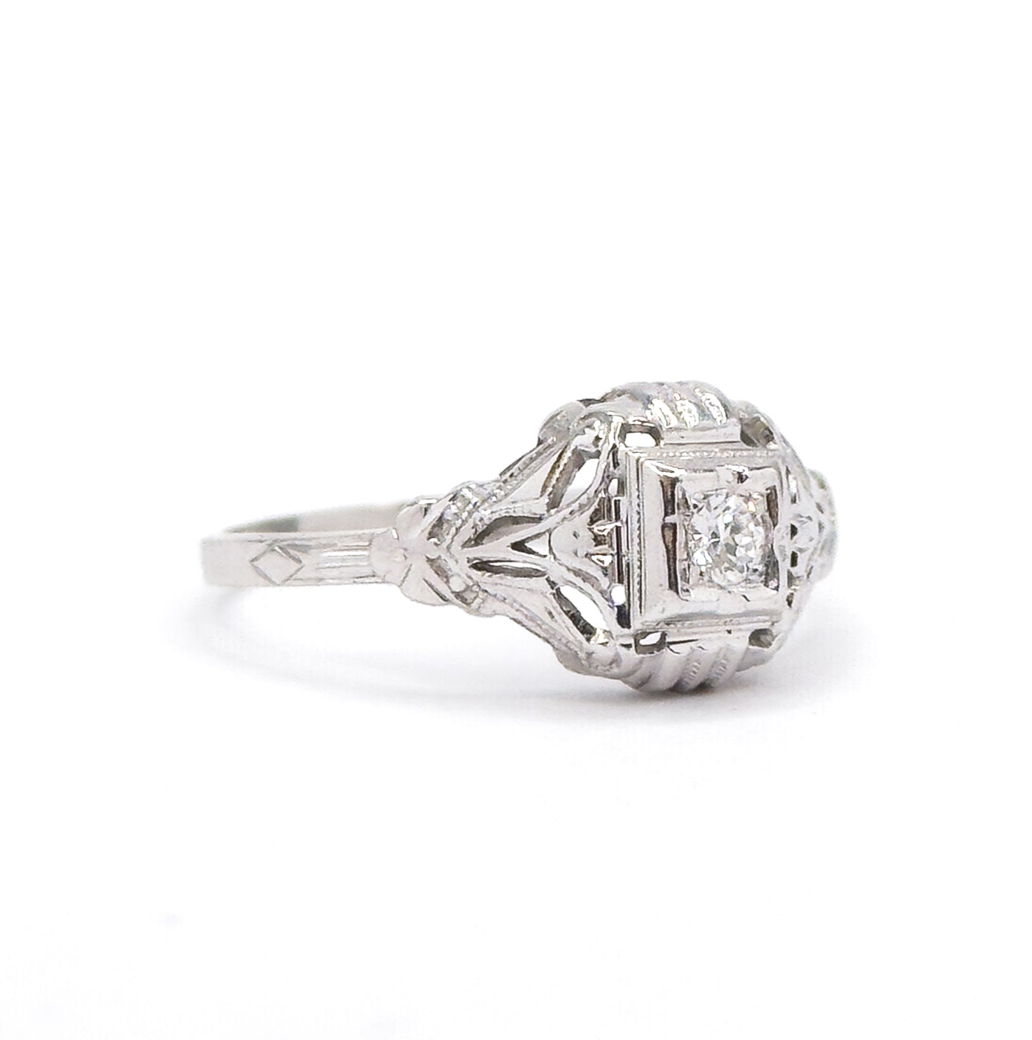 Art Deco Diamond Solitaire Ring in 18K White Gold