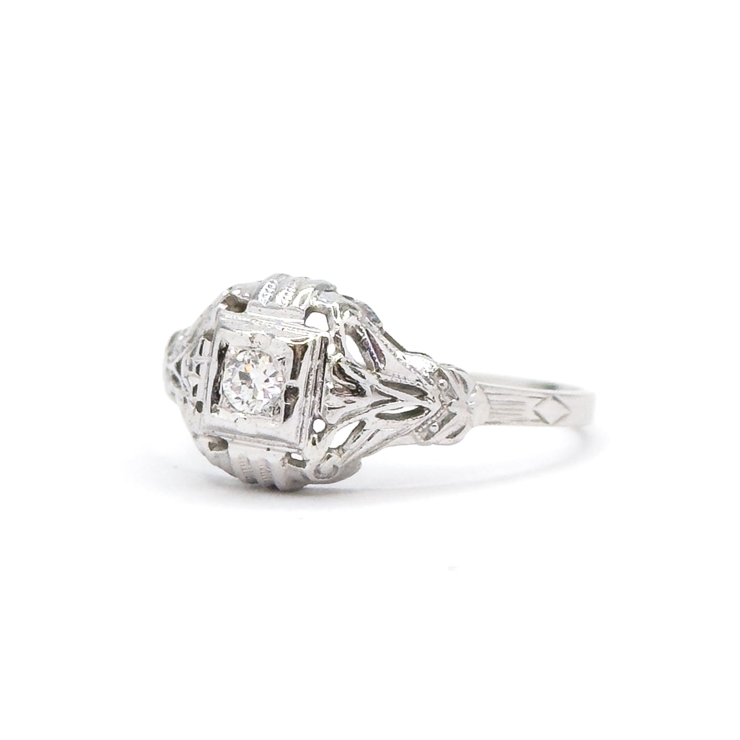 Art Deco Diamond Solitaire Ring in 18K White Gold
