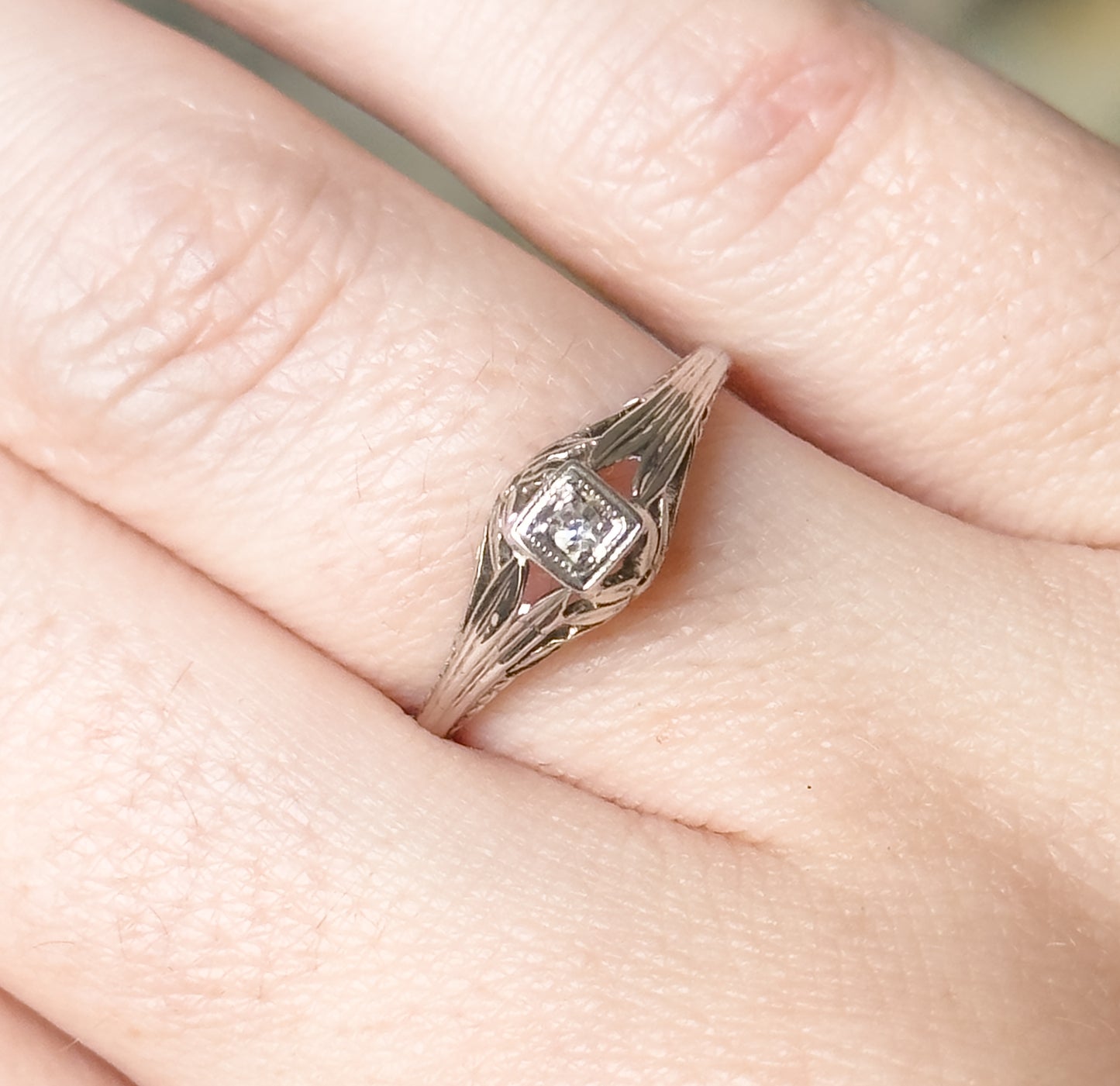 Art Deco Diamond Ring in 18K White Gold  - AS IS