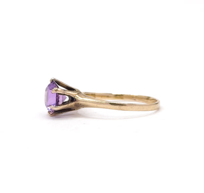 Vintage Synthetic Purple Sapphire Solitaire Ring in Gold