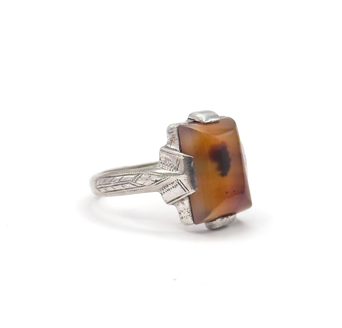 Vintage Agate Ring in Silver