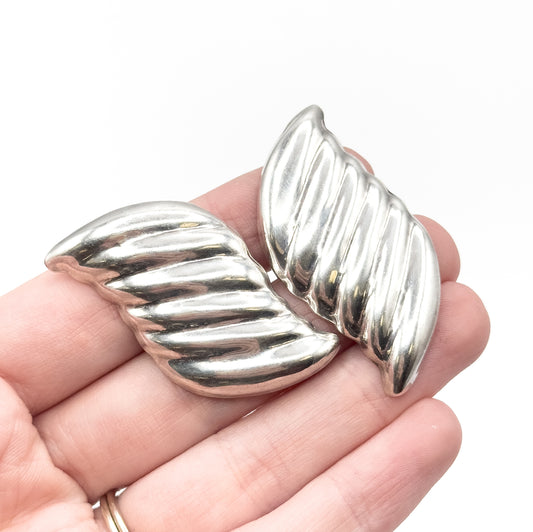 Vintage Jumbo Puffy Wave Earrings in Silver