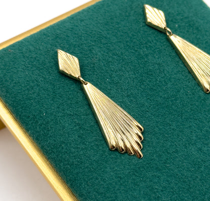 Vintage Fan Stud Drop Earrings in Gold