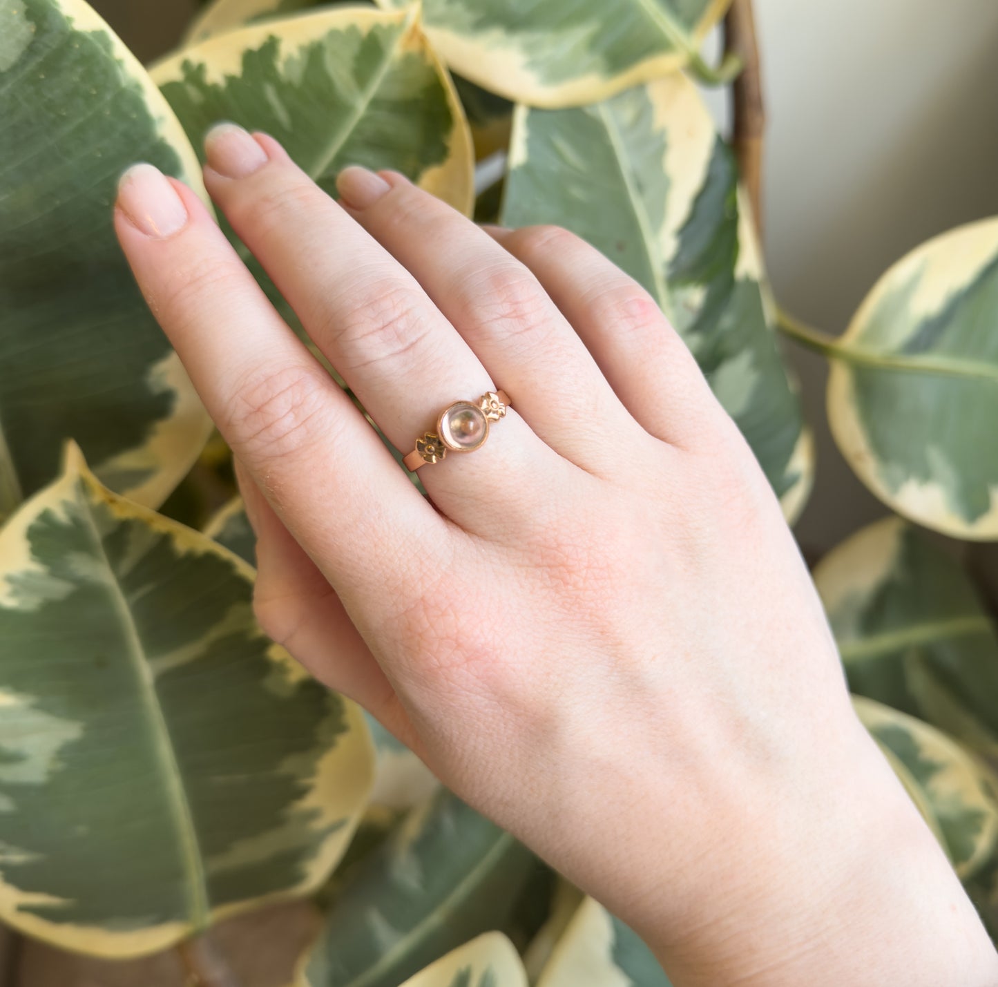 Vintage Russian Ring with Pink Cabochon Quartz in Rose Gold