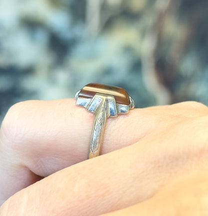 Vintage Agate Ring in Silver