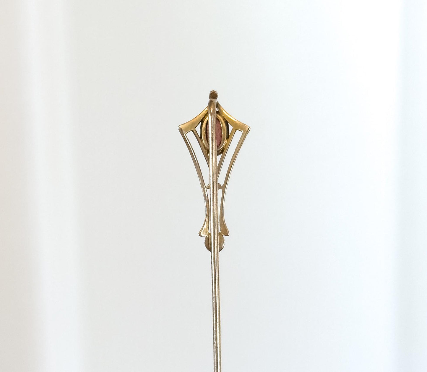 Lovely Antique Edwardian Stick Pin with Garnet Art Nouveau Stick pin in 10K Yellow Gold