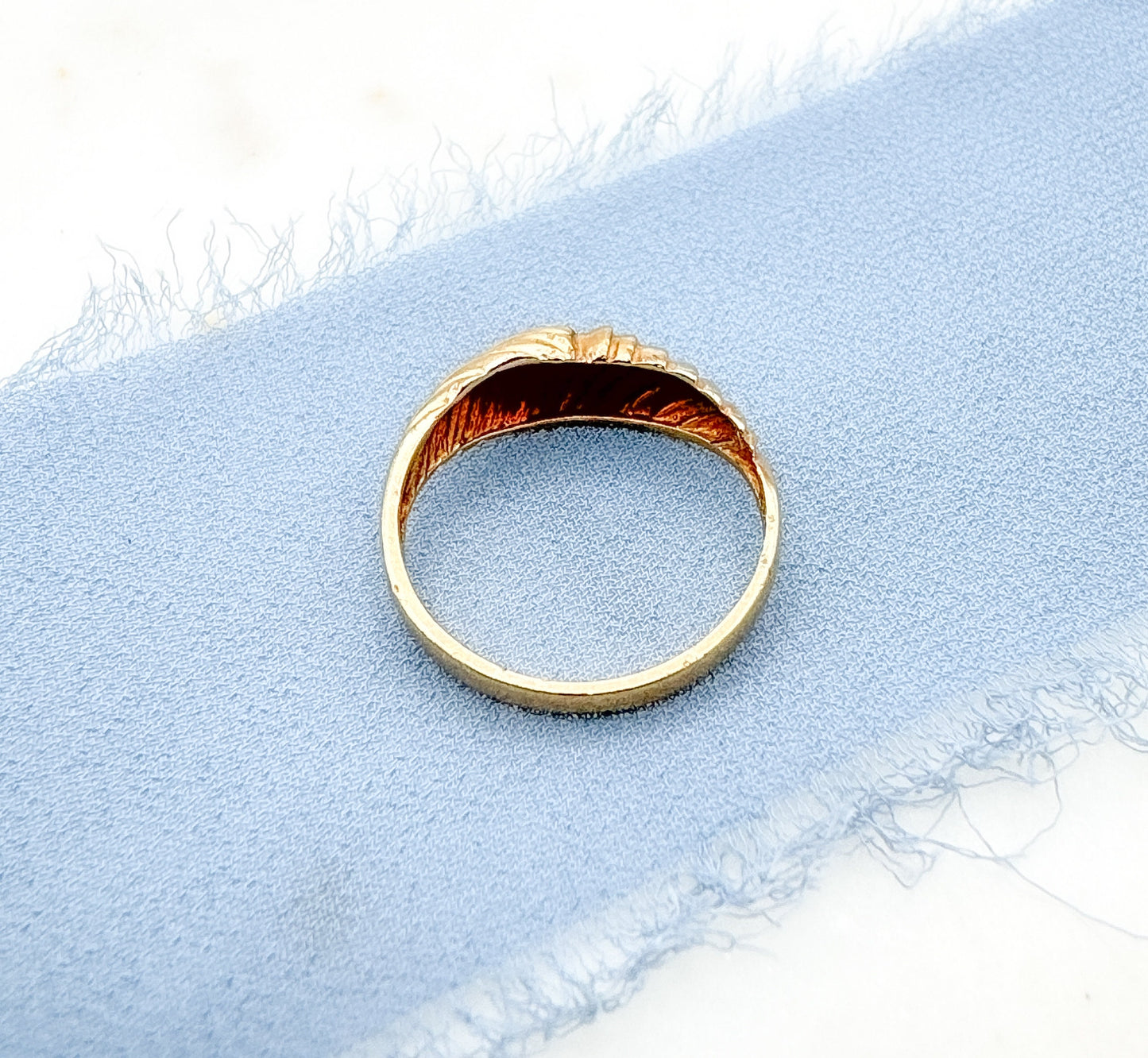 Vintage 14K Gold Croissant Ring Shrimp Ring textured Vintage Ring