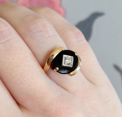Vintage Onyx & Diamond Ring in 10K Yellow Gold Bypass Ring Florentine gold textured