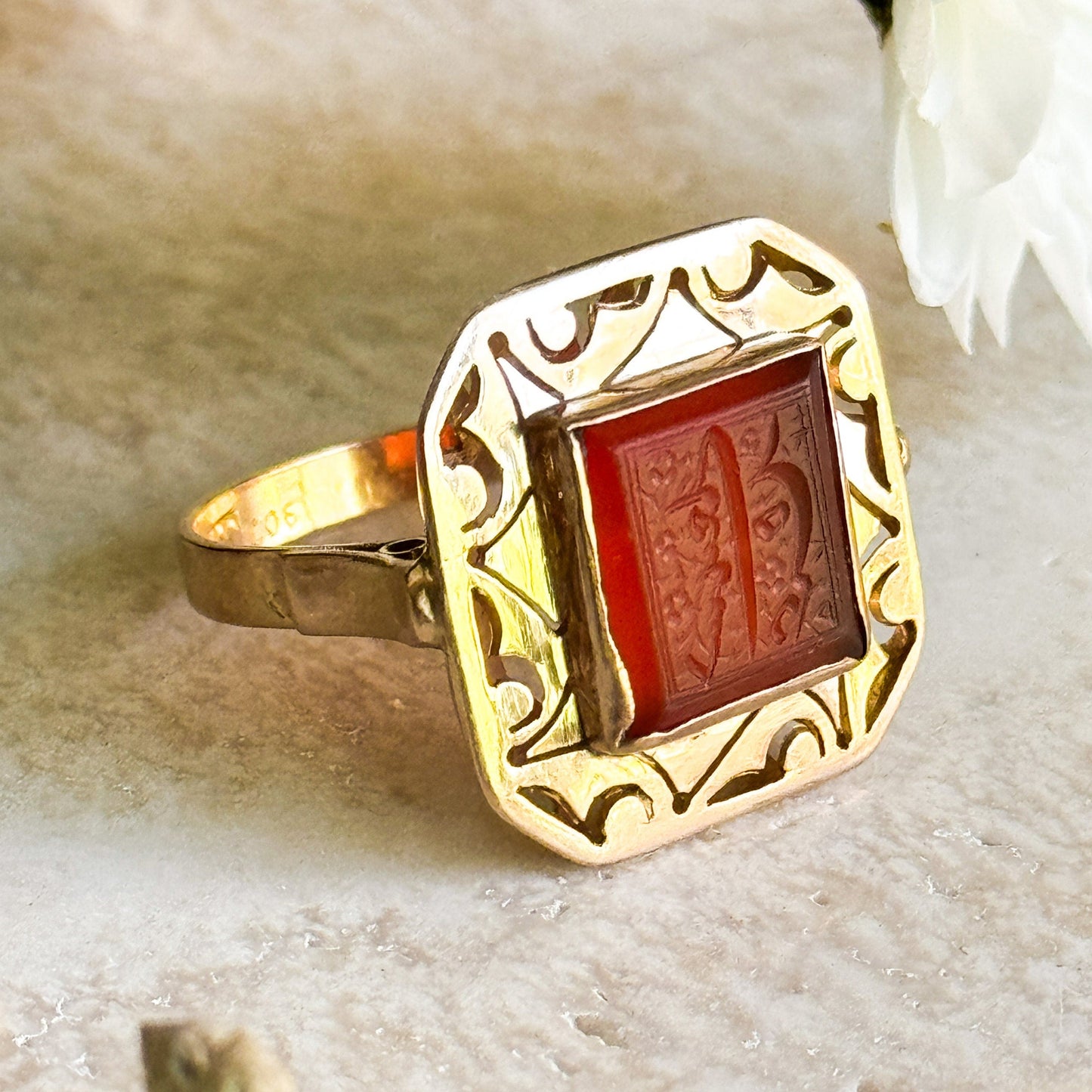 Vintage Intaglio Ring in 18K Gold, Wax Seal Signet Ring in Arabic Script