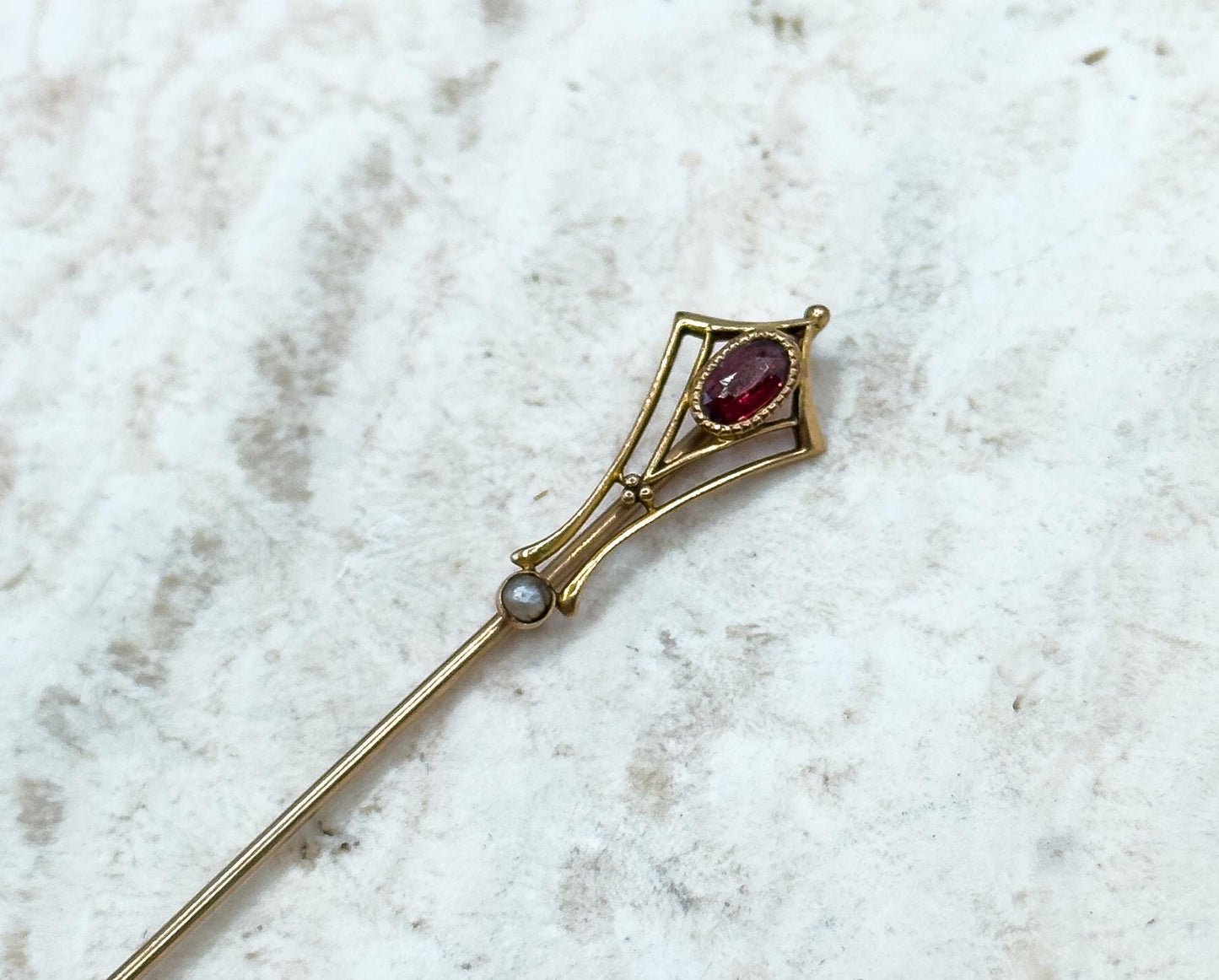 Lovely Antique Edwardian Stick Pin with Garnet Art Nouveau Stick pin in 10K Yellow Gold