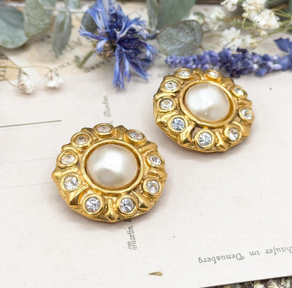 Vintage Chanel Clip On Earrings Faux Mabe pearl Rhinestone 1980s