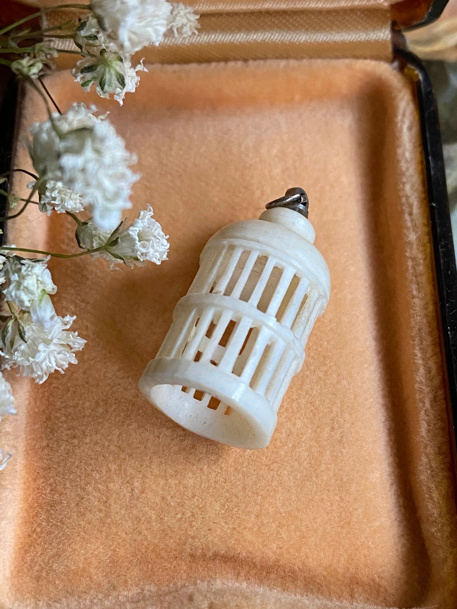 Antique Birdcage charm image 7