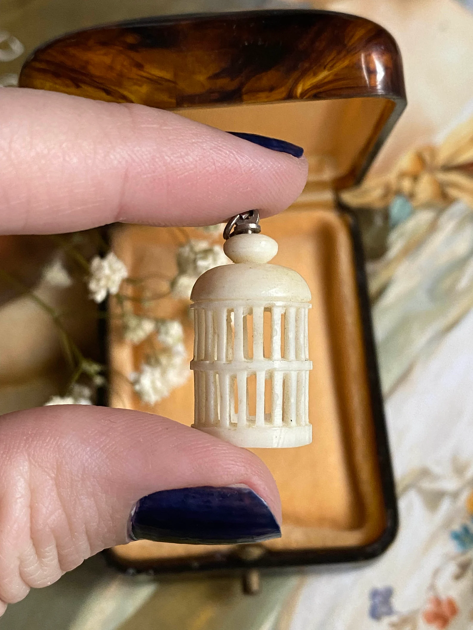 Antique Birdcage charm image 8